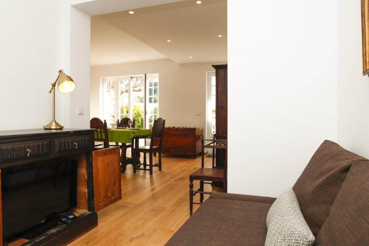 Cushy Apartment With Garden In Estoril Ngoại thất bức ảnh