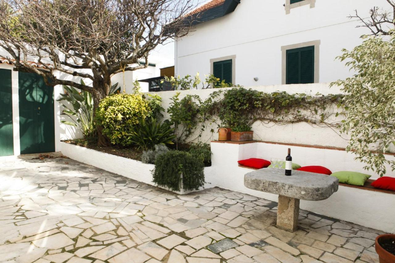 Cushy Apartment With Garden In Estoril Ngoại thất bức ảnh